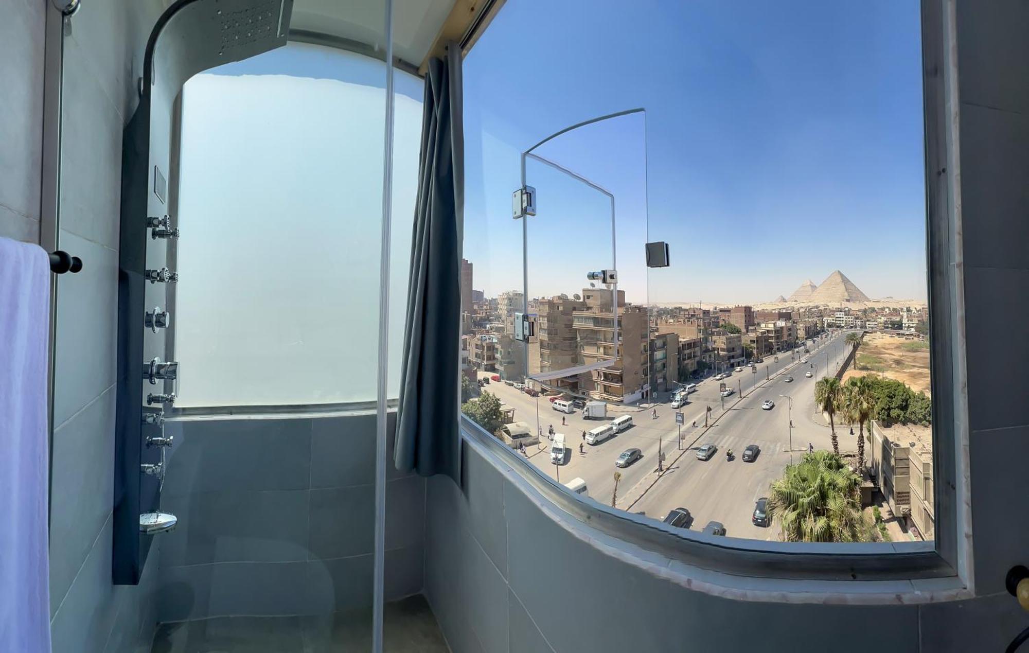 Imperial Pyramids Heights View Panzió Nazlet el-Sîsi Kültér fotó